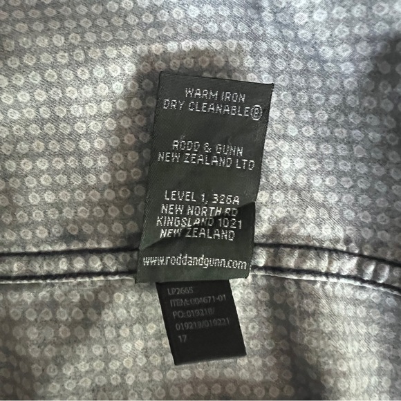 Rodd & Gunn Long Sleeve Button Up Shirt Mens L Sport Fit Blue Geometric EUC - Picture 7 of 7